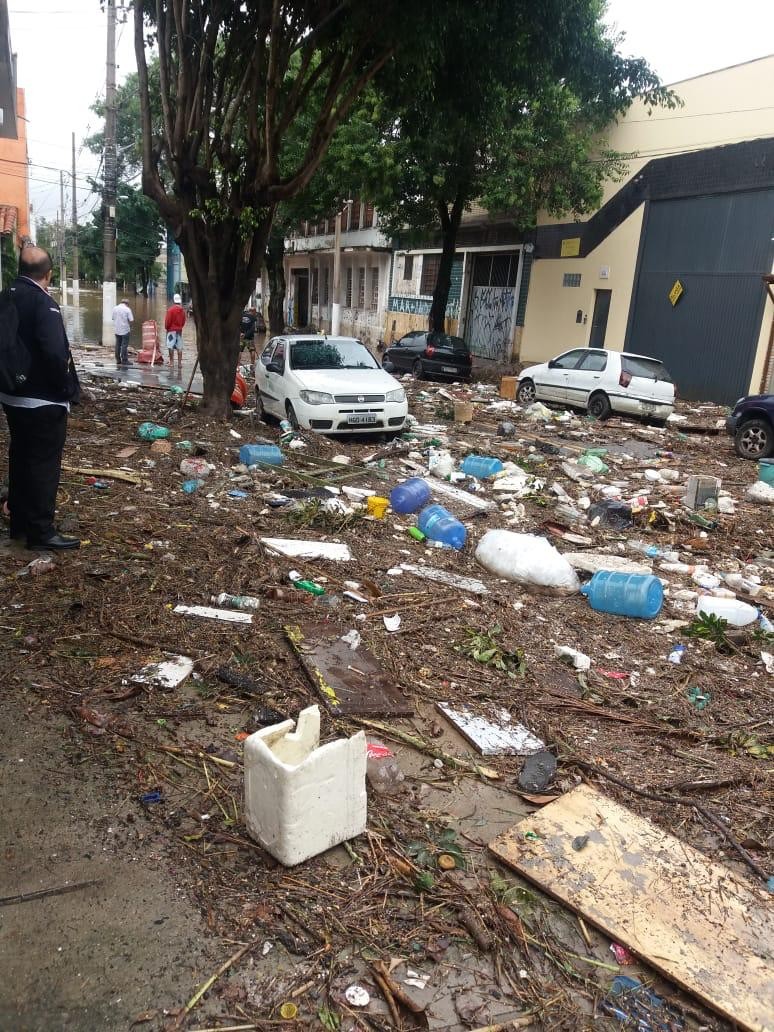 Forte chuva na Grande São Paulo deixa mortos e desaparecidos GMC Online