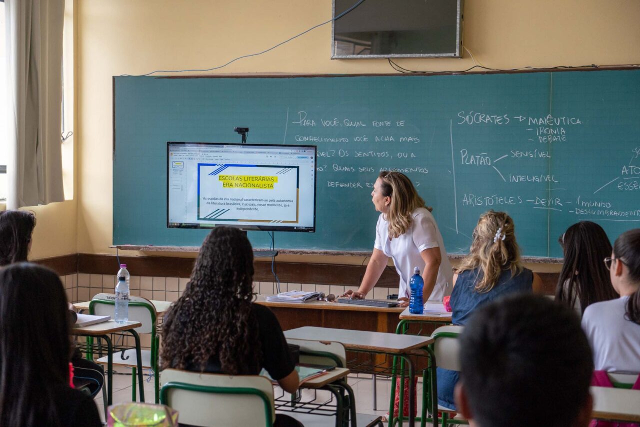 Paraná abre inscrições para contratar professores veja as oportunidades