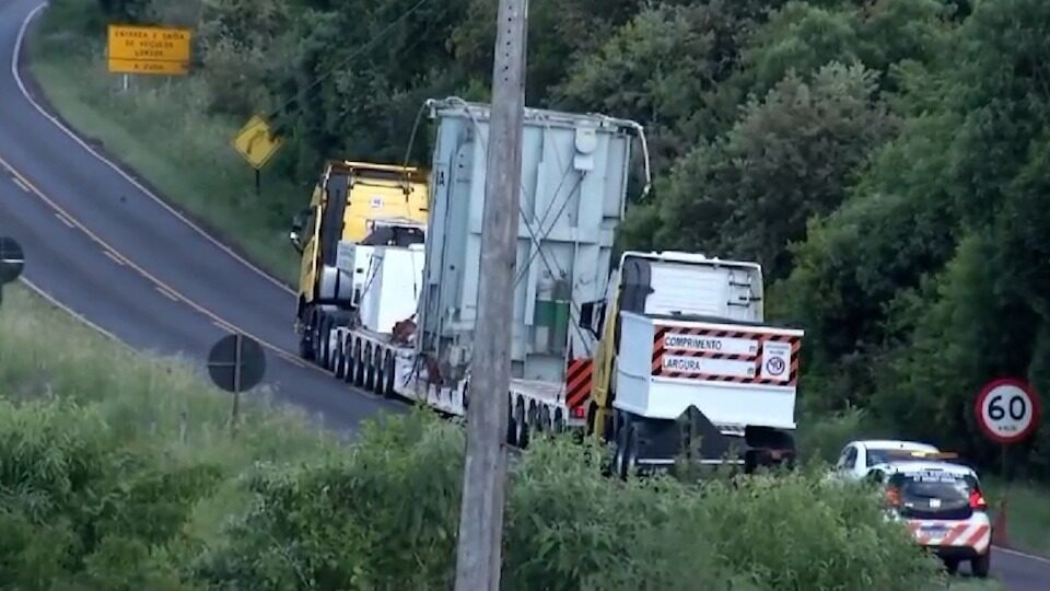 Transporte De Transformador De Toneladas Retomado No Paran Ap S