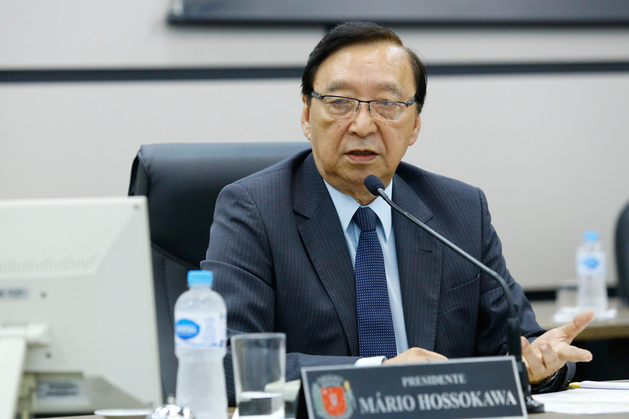 Mário Hossokawa reassume presidência da Câmara de Maringá após licença médica