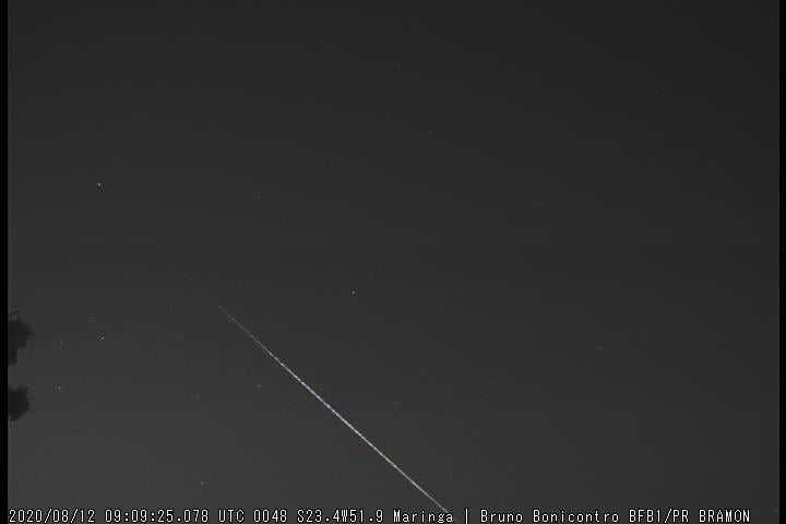 Chuva de meteoros Perseidas tem pico nesta quinta-feira; saiba como observar
