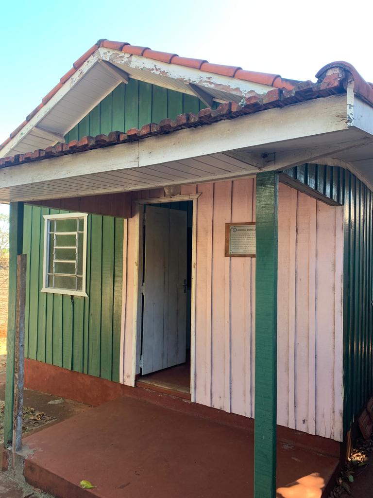Conheça a casa que foi construída com madeira da antiga Catedral de Maringá