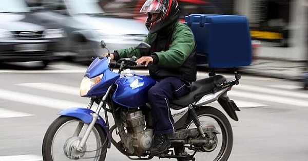 Golpe do motoboy cresce na pandemia e usa até música que imita call center