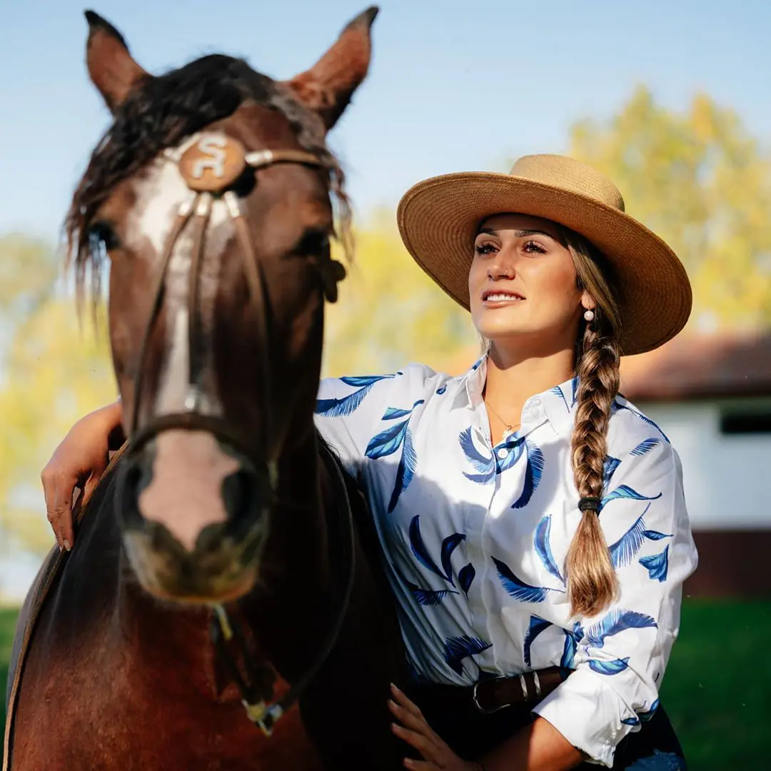 Reality inédito une mulheres domadoras de cavalos no YouTube - GMC Online