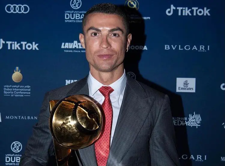 Ronaldo elege melhores jogadores de todos os tempos do futebol mundial