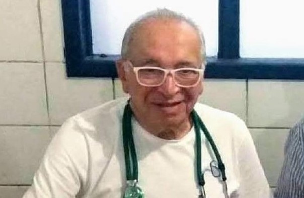 Médico Ary Jacomossi morre aos 85 anos, em Maringá.