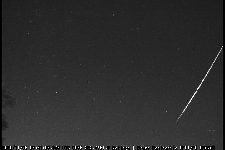 Chuva de meteoros 'Táuridas' poderá ser vista no céu de Maringá e região
