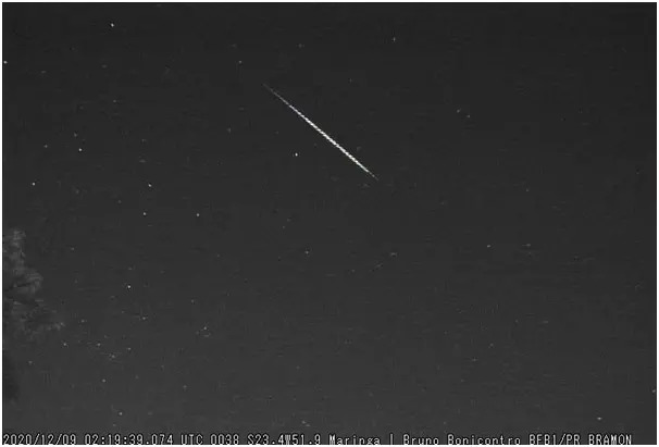 Maringá: Chuva de meteoros 'Gemínidas' tem pico neste domingo; veja como observar