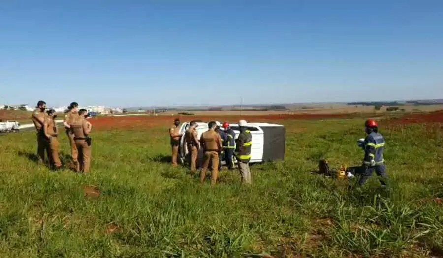 Motorista morre após capotar carro durante perseguição policial em Maringá