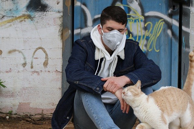 Covid: Óbitos de jovens entre 20 e 29 anos sobem mais de 130% em Maringá