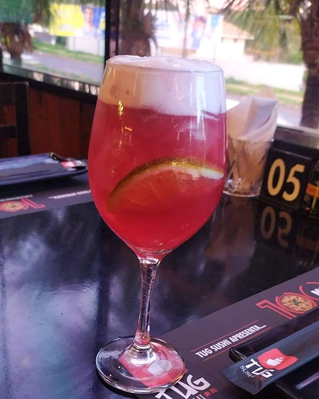 Vodca, whisky e gin: Confira 9 receitas de drinks para fazer em casa