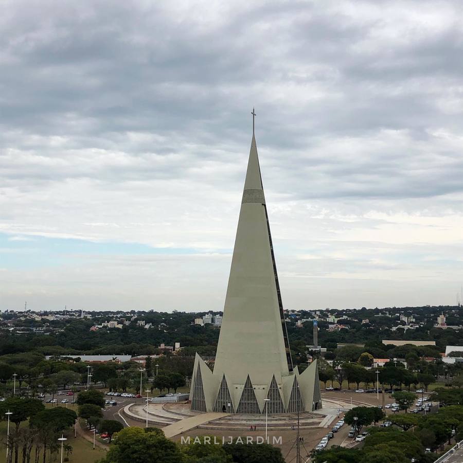 Domingo de céu nublado e máxima de 28ºC em Maringá