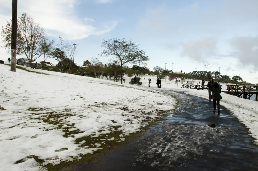 O que é a 'bolha polar' que pode até trazer neve no Paraná?