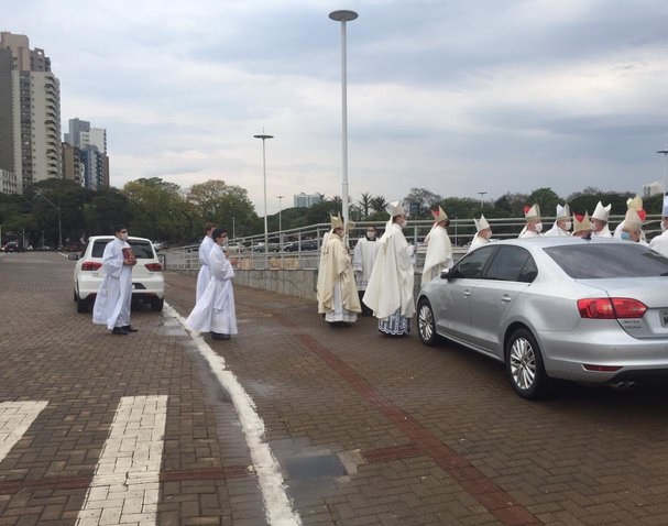 Dom Severino Clasen toma posse como Arcebispo de Maringá