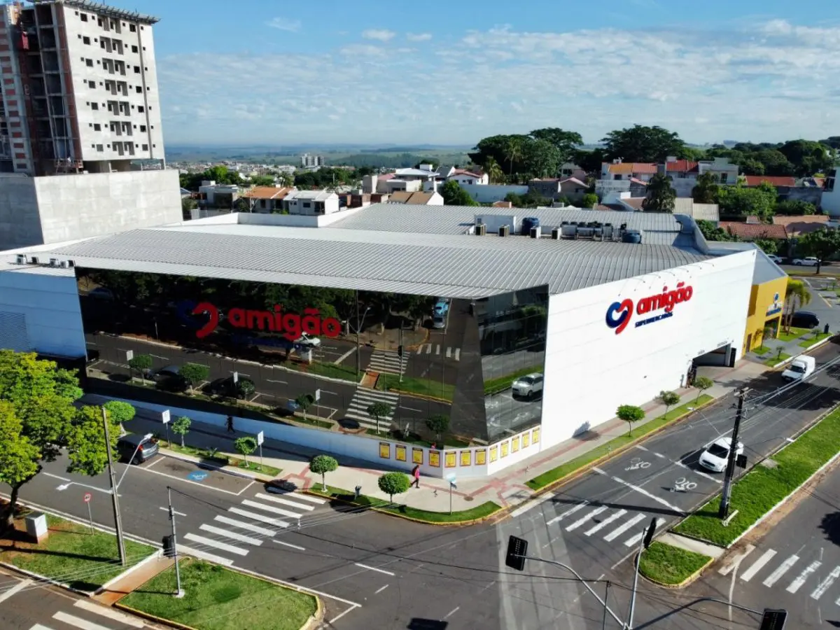 Los supermercados Cidade Canção adoptan la marca Amigão