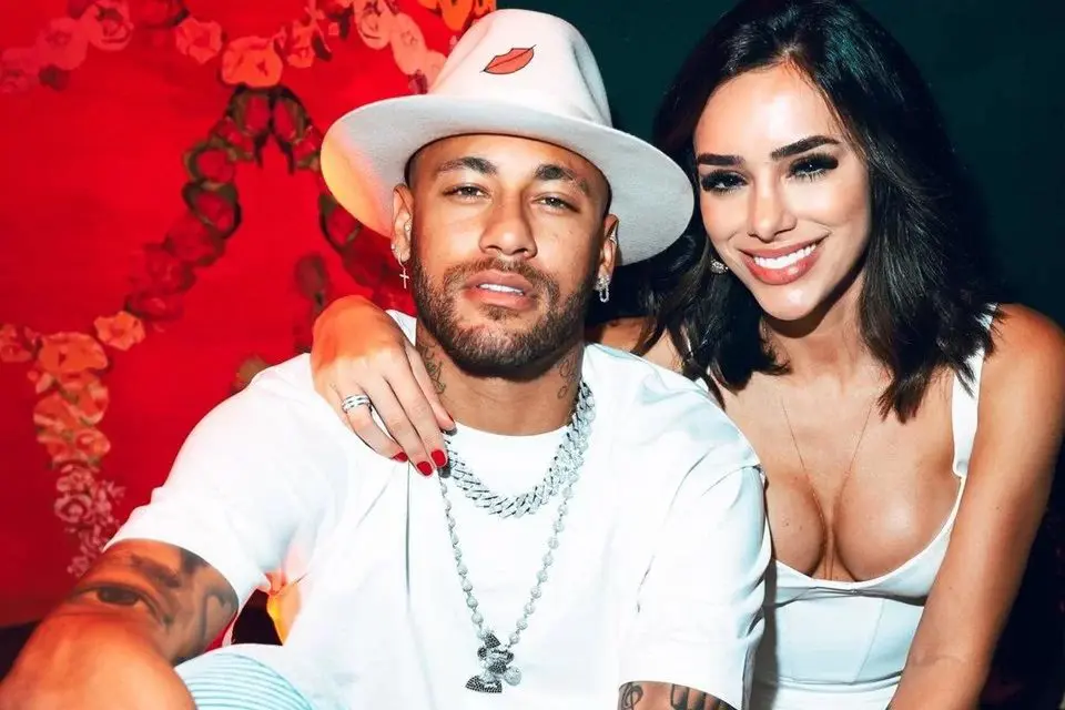 Parece que o mistério sobre o nome da filha de Neymar e Bruna Biancardi durou pouco tempo.