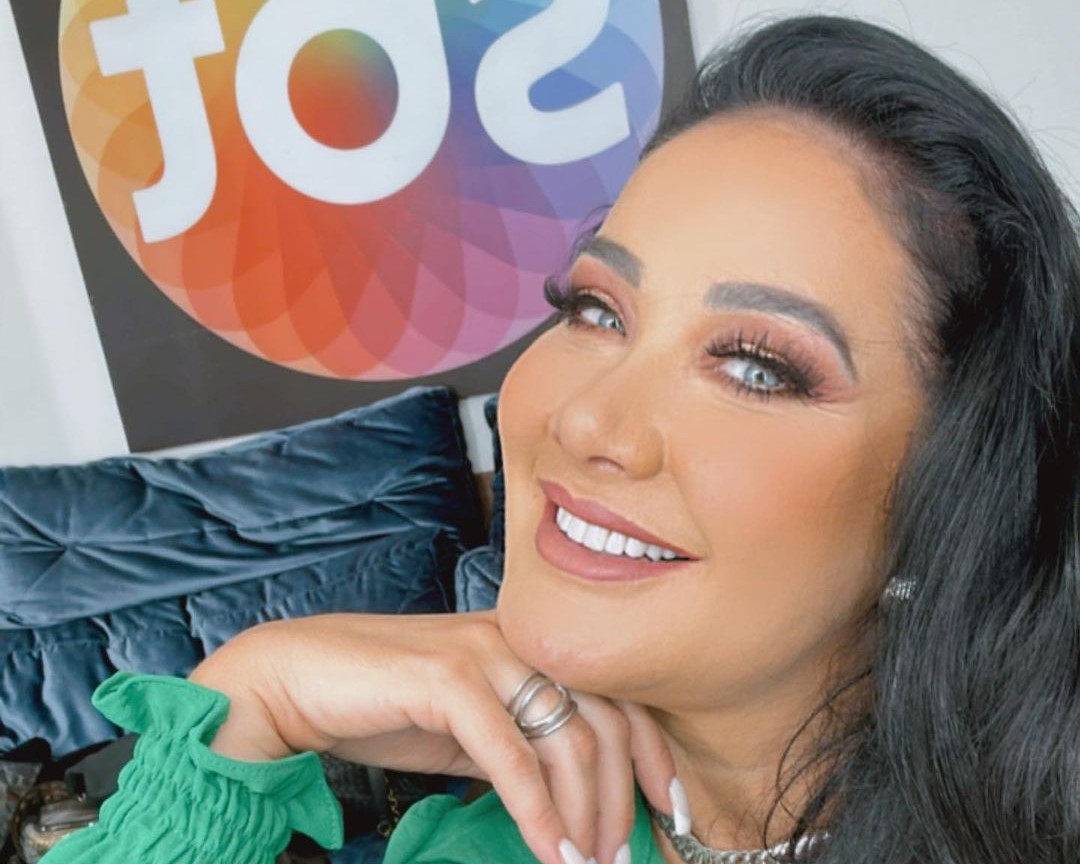 Helen Ganzarolli relembra relação com Gugu e nega romance com apresentador