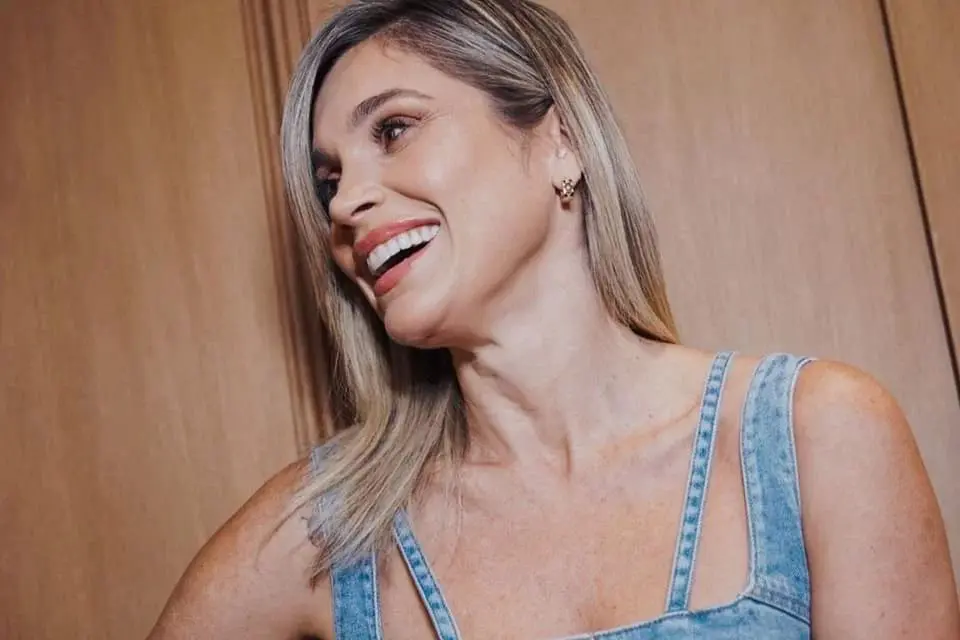 Flávia Alessandra