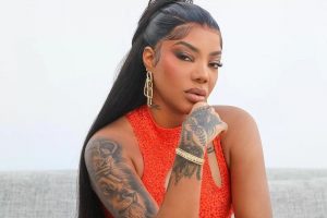 Ludmilla se explica após ser acusada de esquecer letra do Hino Nacional