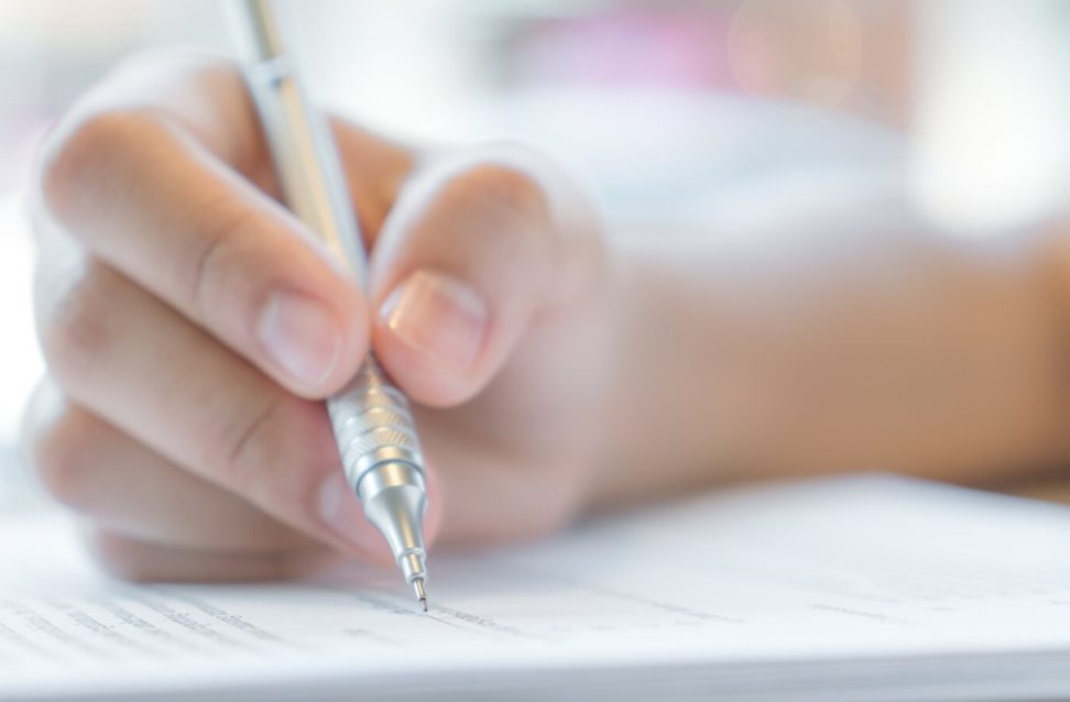 Inscrições para o concurso no Paraná com mais de 120 vagas se encerram no domingo