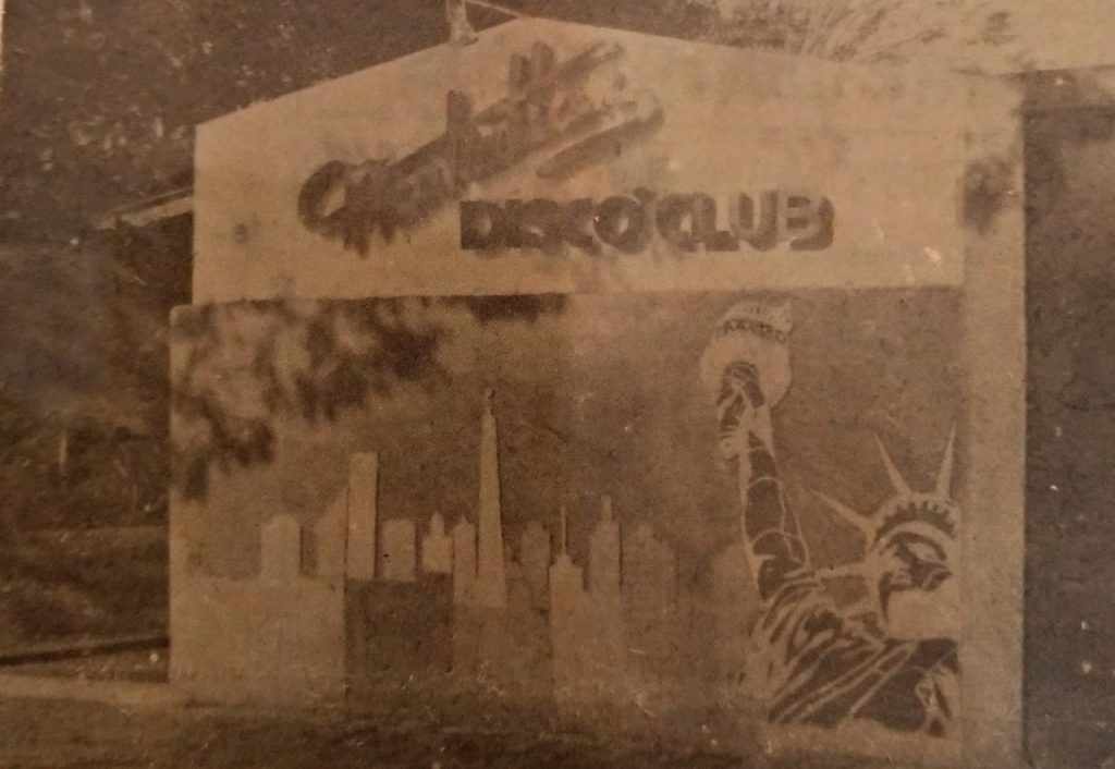 737095da814a04cf54ffeb853985619c