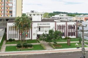 image-6-10
