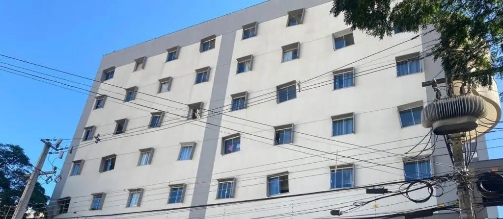 prédio de janelas tortas em maringá