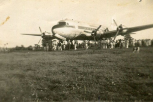 pouso-de-aviao-com-refugiados-em-1949-em-paranavai-e-tema-de-documentario-5dd6db24ccfa2