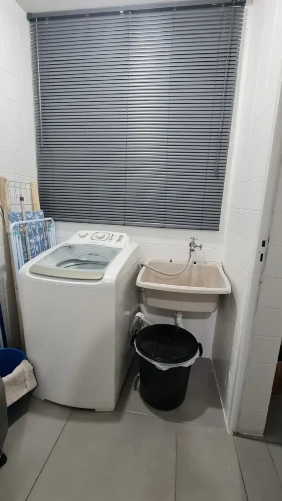 38853453-1d6e-44f5-a1d3-e622a74f3e13