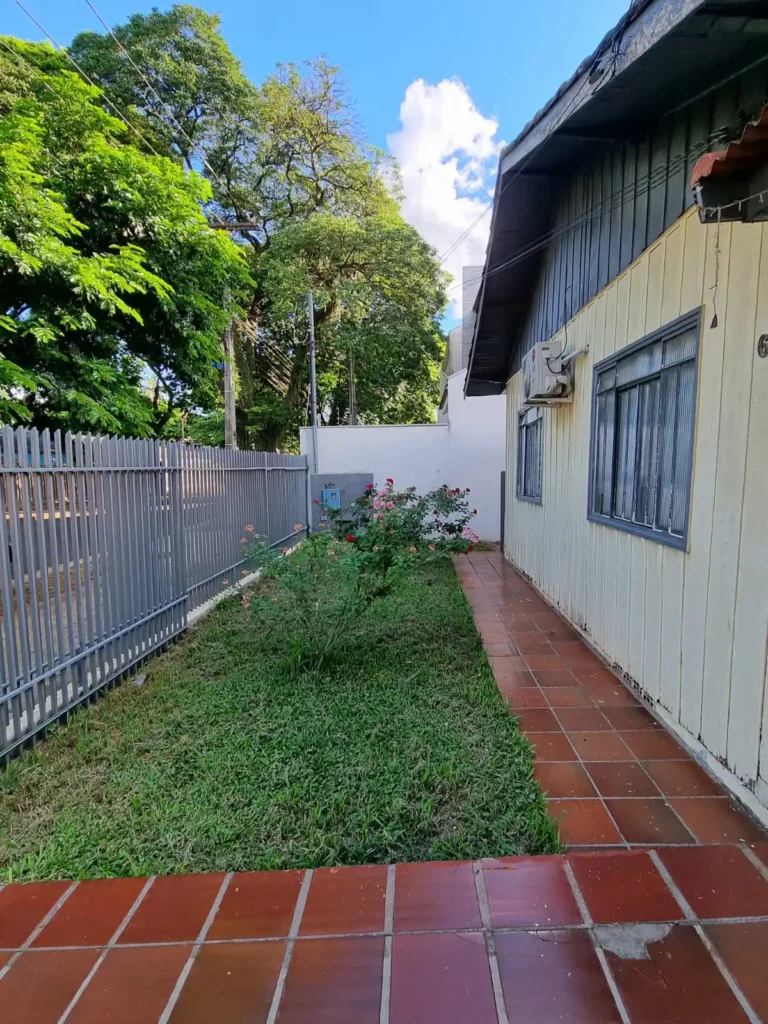 c805369a-6de1-4dca-8fe8-28d144d0e00b