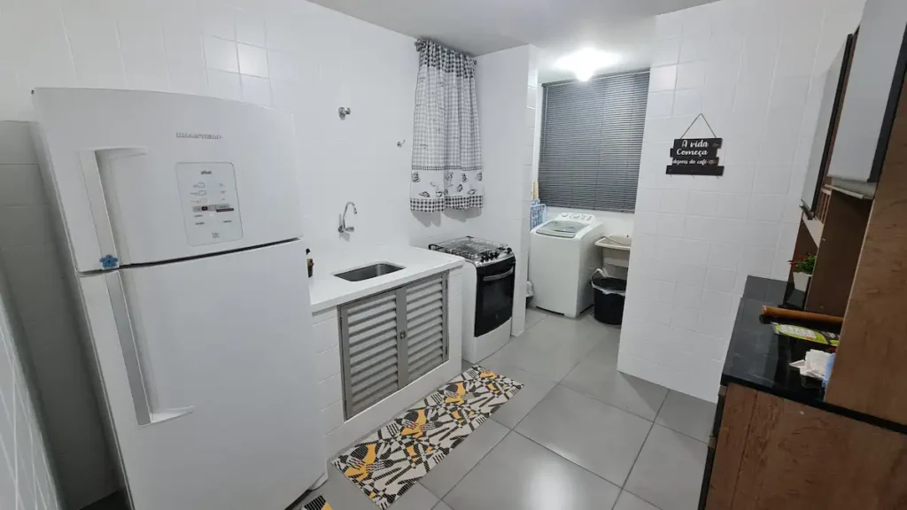 fe23c07e-27fd-463a-8ba1-c101f832daa5