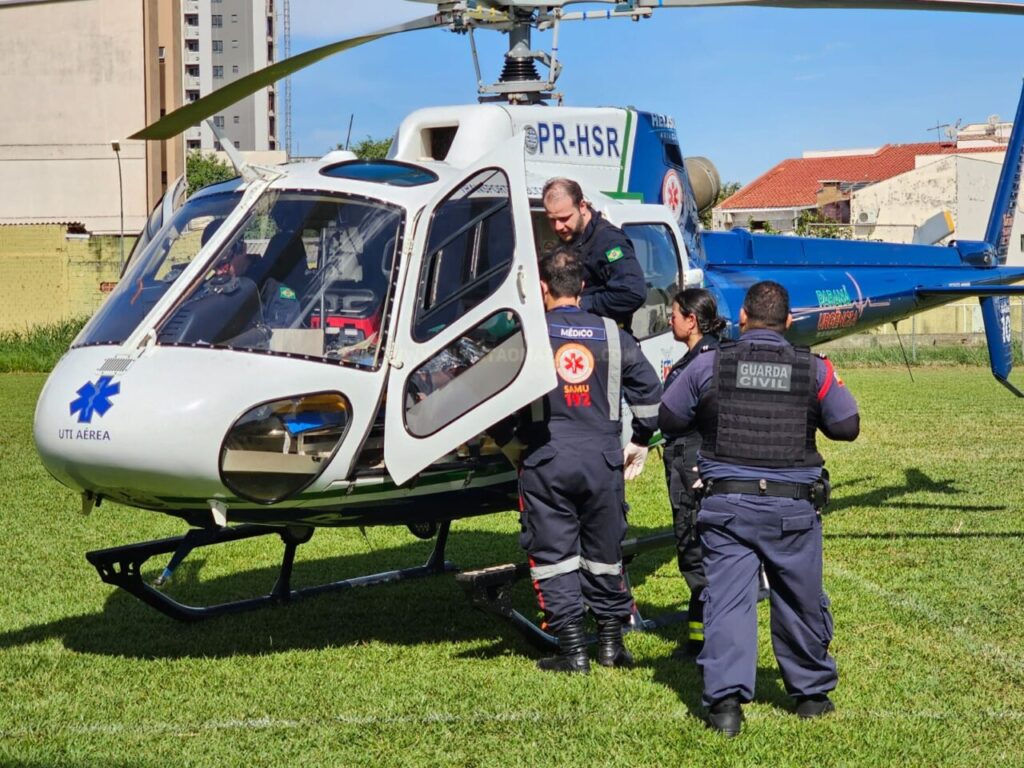 motorista-e-socorrido-de-helicoptero-apos-capotar-carro-na-br-376-2