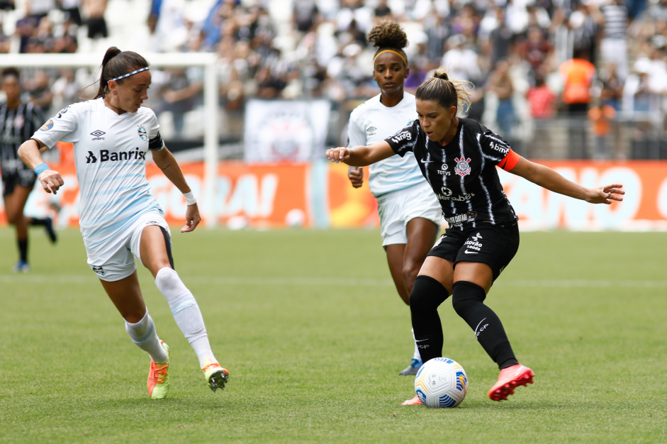 tamires_durante_partida_contra_o_gremio_23on