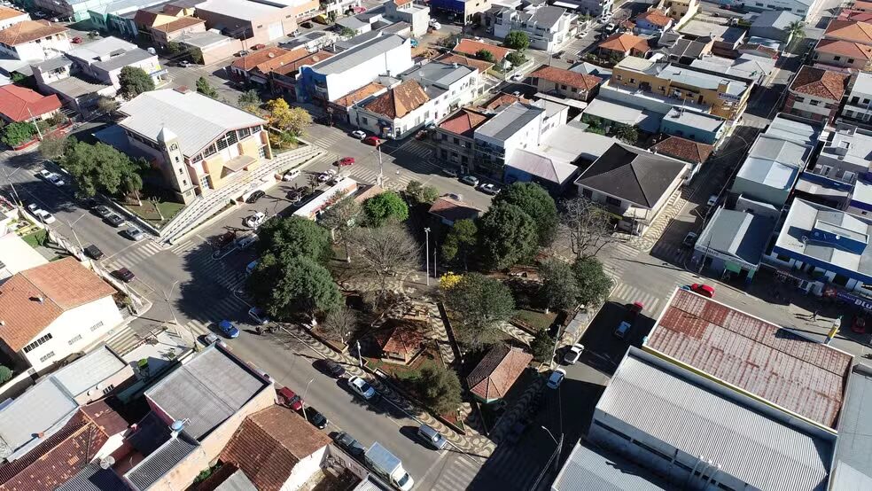 Concurso de prefeitura do Paraná abre inscrições; salários são de até R$ 18,8 mil