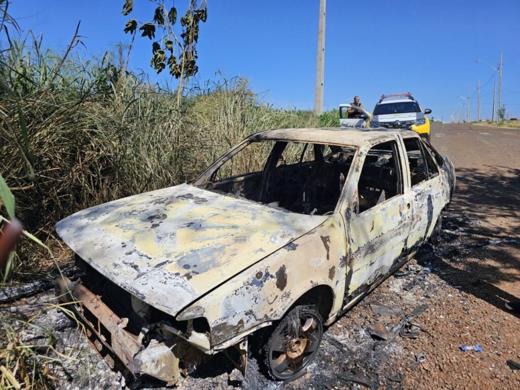 policia-investiga-se-carro-encontrado-incendiado-foi-usado-em-execucao-em-sarandi-2-scaled-transformed
