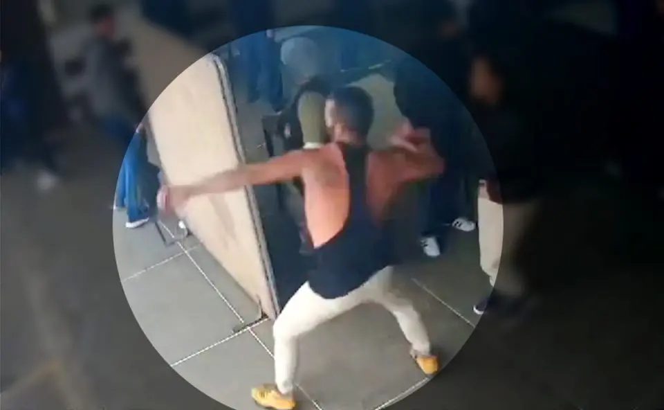 pai-invade-escola-tamandare-agredir-aluno-960×592.jpg