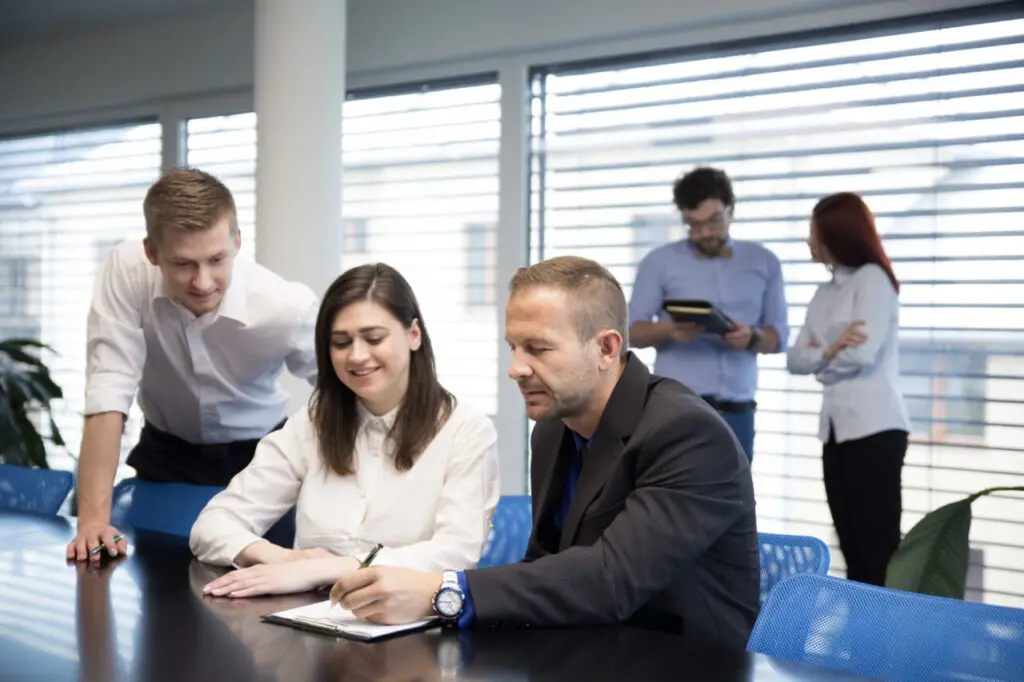 people-office-working-new-project