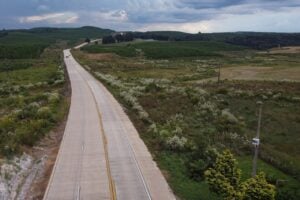 uma das rodocias de concreto do paraná