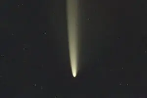 morador-registra-foto-de-cometa-na-regiao-veja-imagens-66f963705fd53