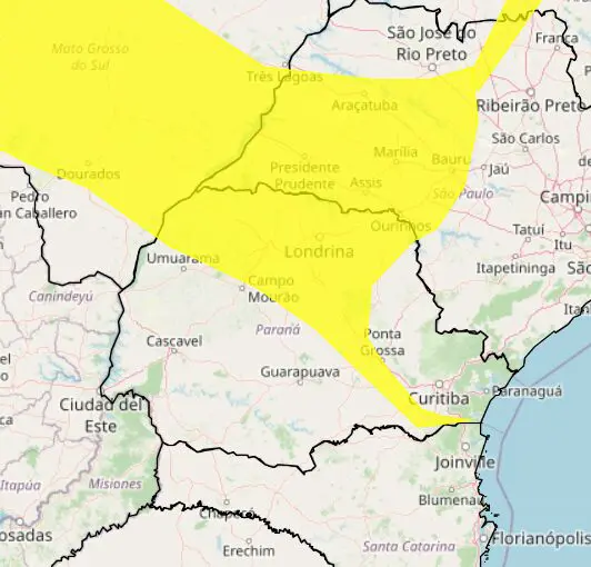 alerta de chuvas intensas no paraná. também faz frio no estado