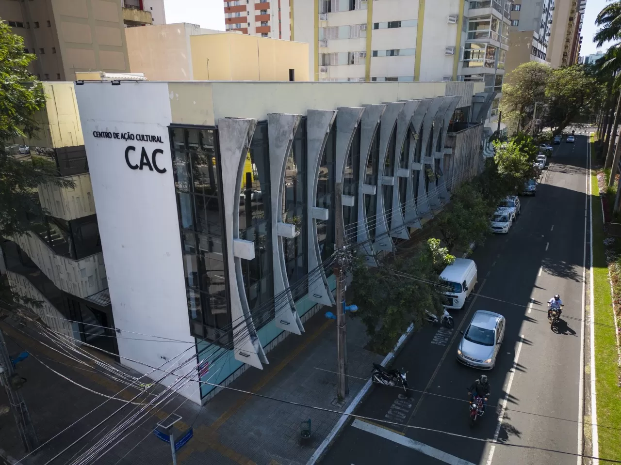 CAC oferece exposição gratuita para público - GMC Online