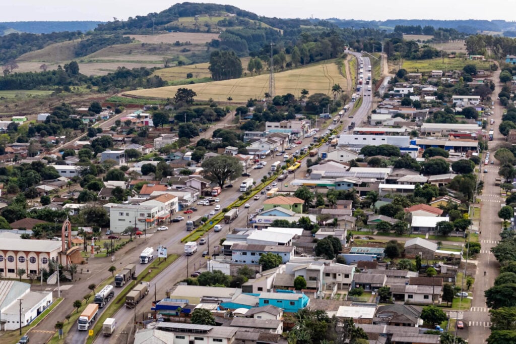 Lindoeste, 28-08-24 – BR 163, entrada do município.