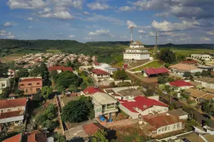 A pequena cidade paranaense de Assaí, município do Norte Pioneiro do Paraná, com 13.797 habitantes, é uma das mais inteligentes do mundo