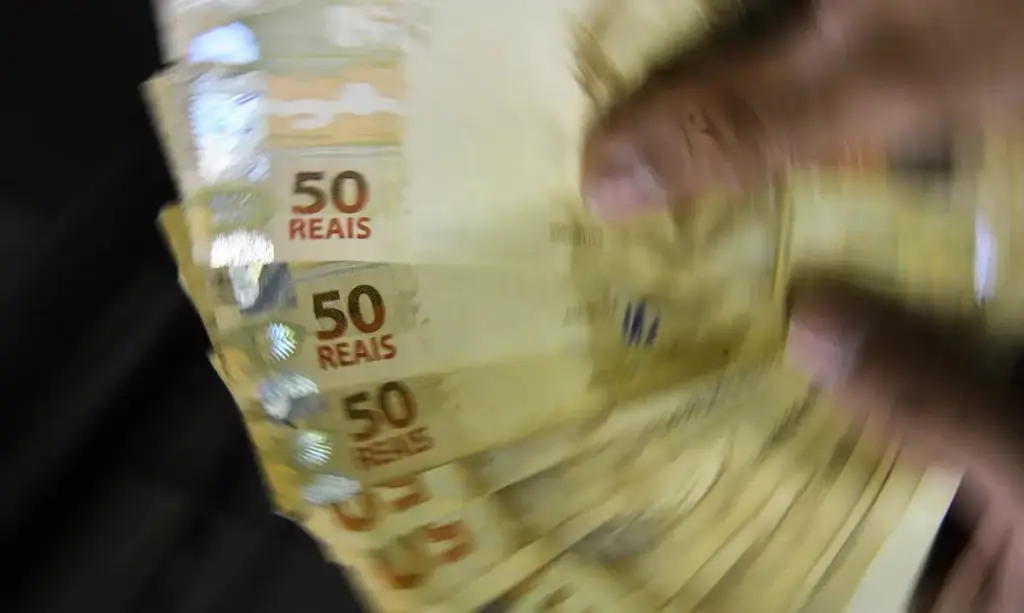 A partir desta quarta-feira, 5, os trabalhadores já podem consultar se tem direito ao abono salarial PIS/Pasep 2025