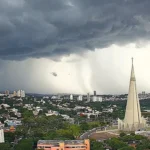 1679948032-01 chuva-intensa-maringa-parana-tempestade-clima-previsao-tempo-ao-vivo-27-03-23