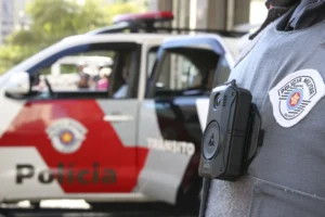 cameras-uniformes-de-policiais-militares-sao-paulo-rvrsa-abr-2804223629-0