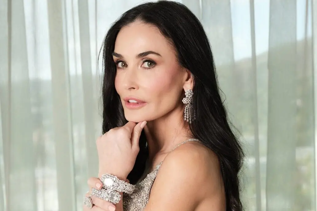 demimoore_1741052855_3580533324893543430_2524133
