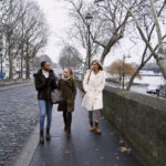 mulheres-viajando-em-paris (1)