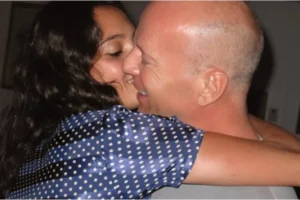 Esposa-de-Bruce-Willis-celebra-16-anos-de-uniao-com-o-ator.-Reproducao-Instagram-860×484