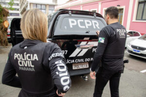 POLICIA___-696×461